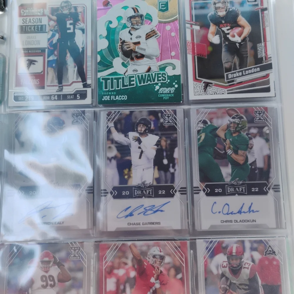 NFL Trading Card Collection - Multi-Player Set - Picture 1 of 1
